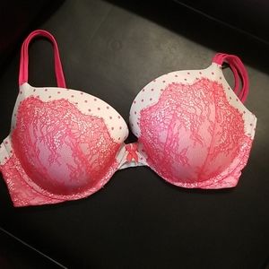 Victoria's Secret Very Sexy Push Up 38D